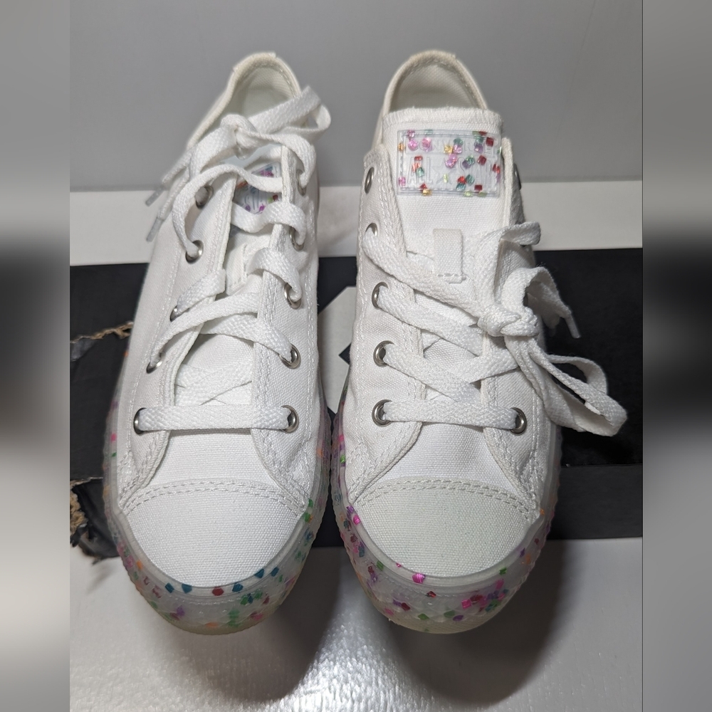 Converse Chuck Taylor All Star Translucent Confetti Girls' Sneakers